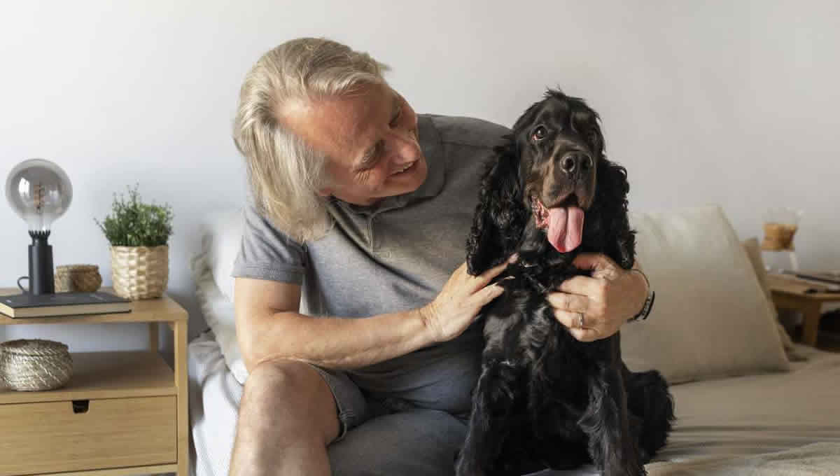 Vínculo humano animal en paciente con Alzhéimer. (Foto: Purina)