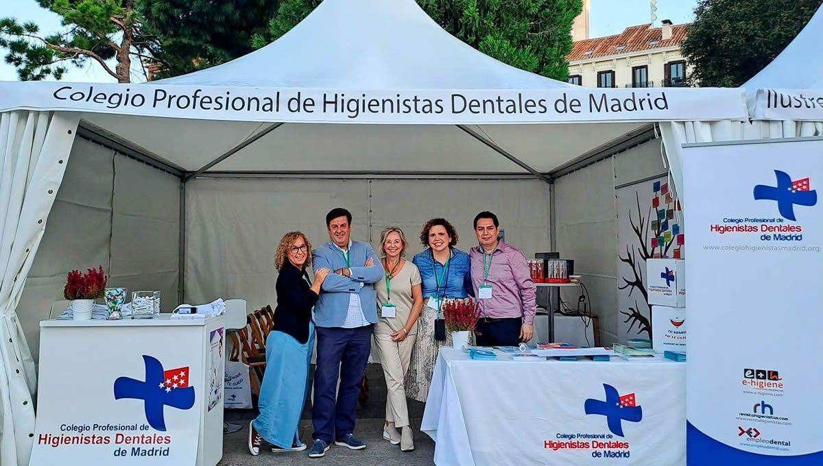 Acción de concienciación del Colegio Profesional de Higienistas Dentales de Madrid (Fuente: X @Col hig madrid)