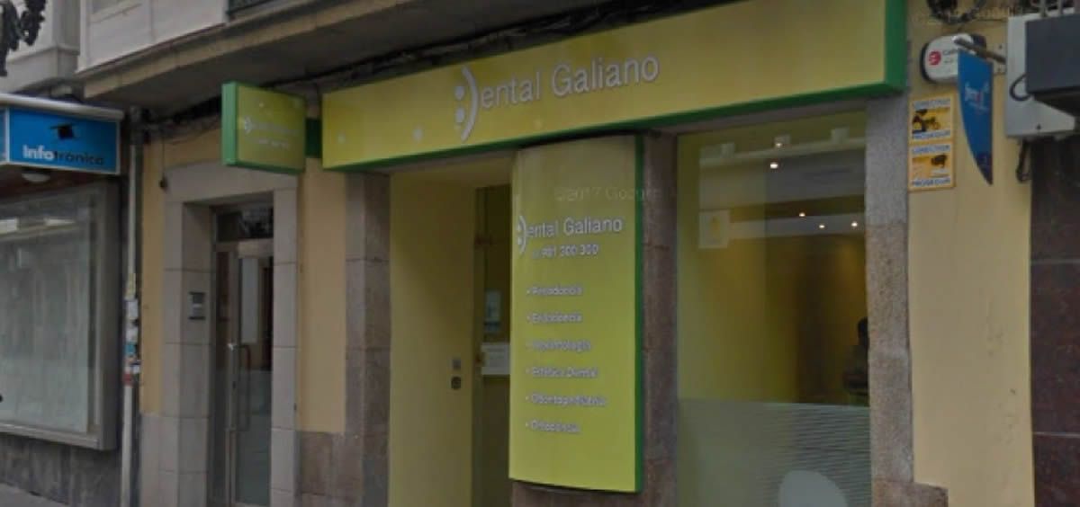 Los dentistas alertan del cierre de la Clínica Dental Galiano, en Ferrol