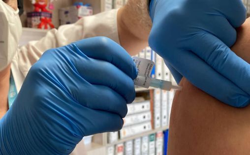 Hipra celebra la "muestra de confianza" de la Unión Europea por la compra de 250 millones de vacunas