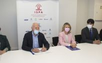 Acto de firma del acuerdo de colaboración entre Gilead España y FINBA (Foto. Gilead)