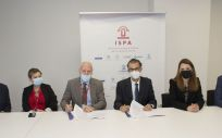 Firma del convenio entre FINBA y Boehringer Ingelheim (Foto. Boehringer Ingelheim)