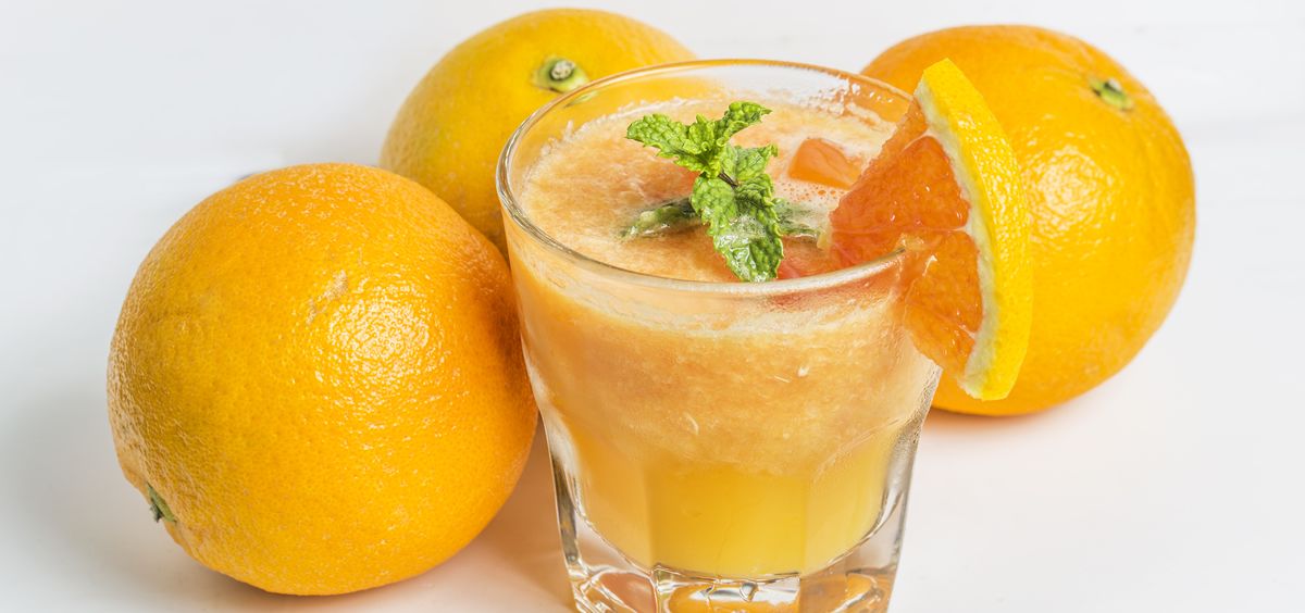 El zumo de naranja es una de las pocas fuentes naturales ricas en hesperidina (Foto. Freepik)