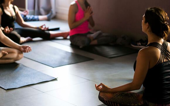 Cardio, fuerza y flexibilidad, una nueva combinación del yoga
