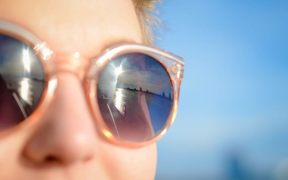 ¿Cómo proteger el contorno de los ojos en verano?