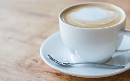 Estos son los alimentos sustitutivos a la cafeína que deberías conocer