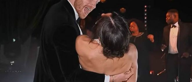 Harry y Meghan Markle durante el baile nupcial (Foto. Netflix)