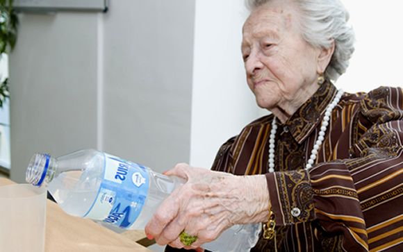 Hidratación en verano, ¿son conscientes las personas mayores de esta necesidad?