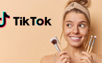 Trucos de maquillaje en TikTok (Foto. Freepik)