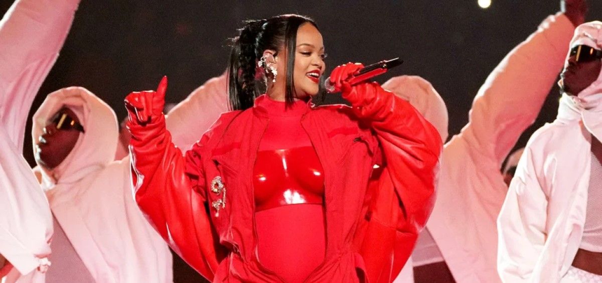 Rihanna embarazada (Foto. Billboard)