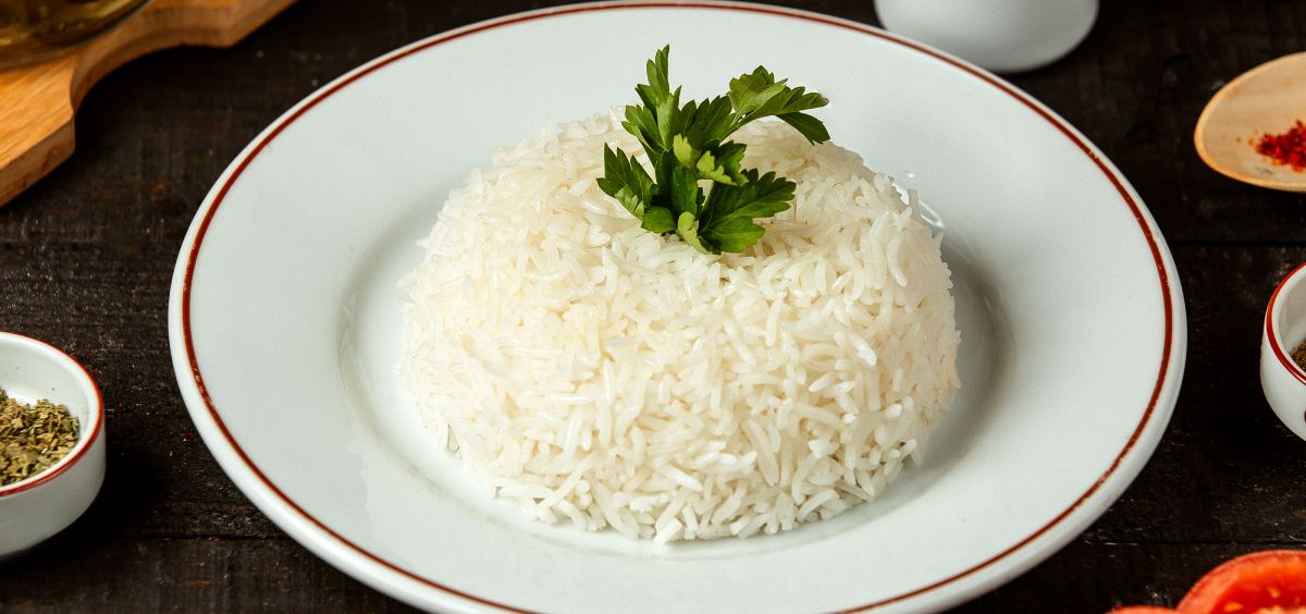 Plato de arroz blanco (Foto. Freepik)
