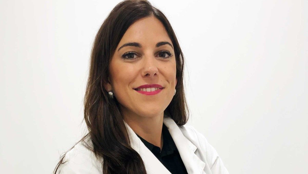 Claudia Bernárdez, dermatóloga, especialista en Tricología y fundadora de la Clínica AB Derma (Foto. claudiabernardezdermatologa.es)