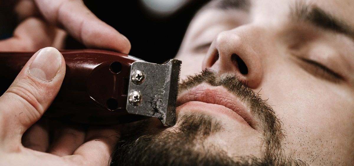 El afeitado puede causar daños en el rostro si no se llevan a cabo los procedimientos adecuados