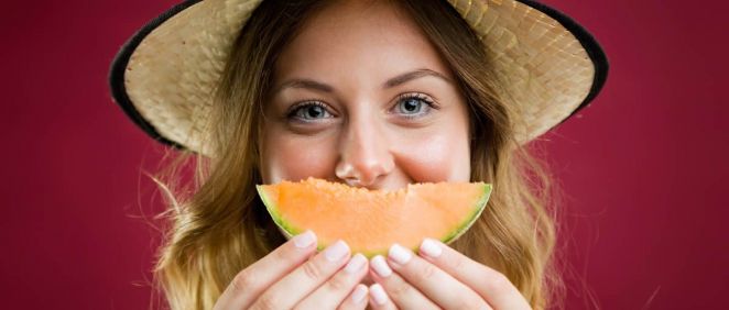 La alimentación también juega un papel clave a la hora de proteger la piel del sol y conseguir un bronceado saludable