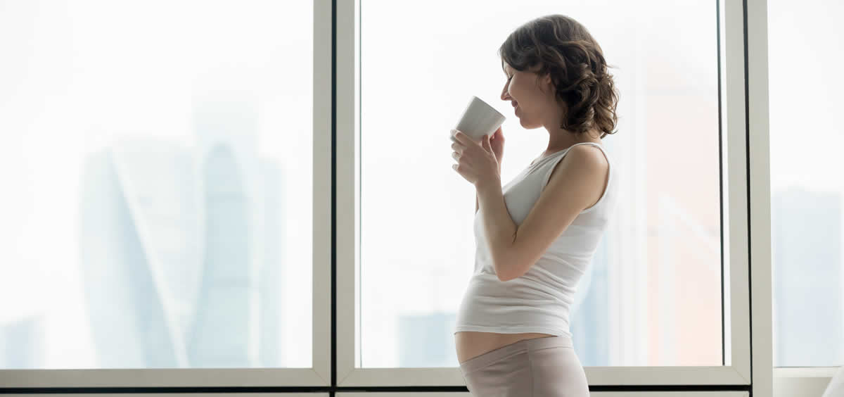 Tomar lácteos durante el embarazo muestra beneficios en la salud ósea de la madre y de su hijo
