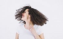 Los cinco trucos (que desconoces) para proteger tu cabello contra el frío
