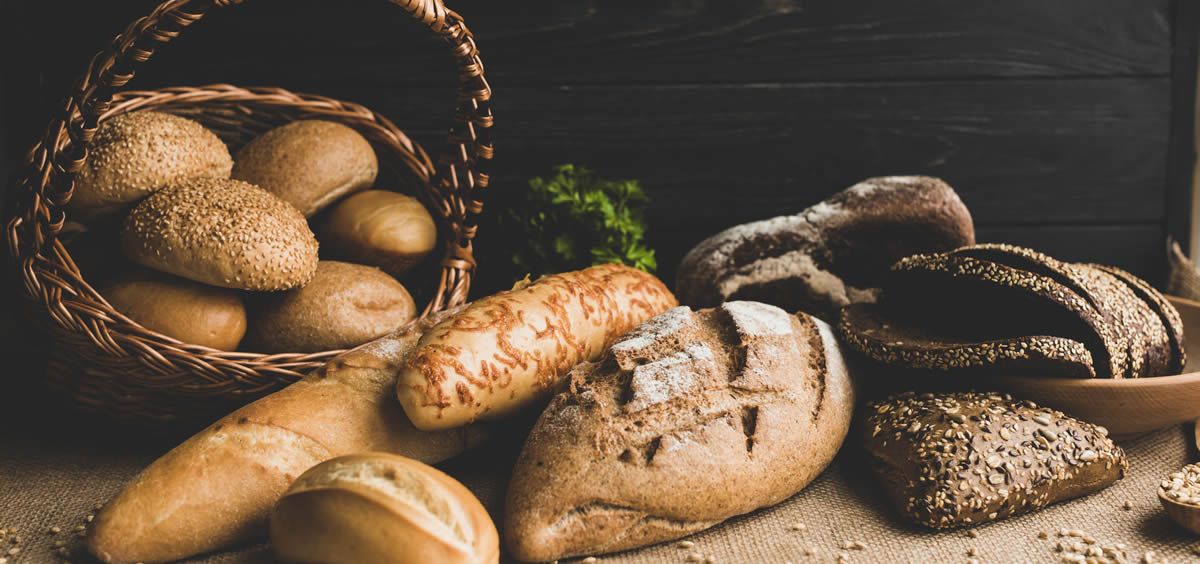 La dieta mediterránea incluye el pan como uno de sus alimentos clave