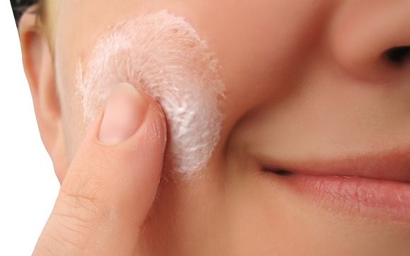 7 errores que debemos evitar a la hora de usar cremas faciales
