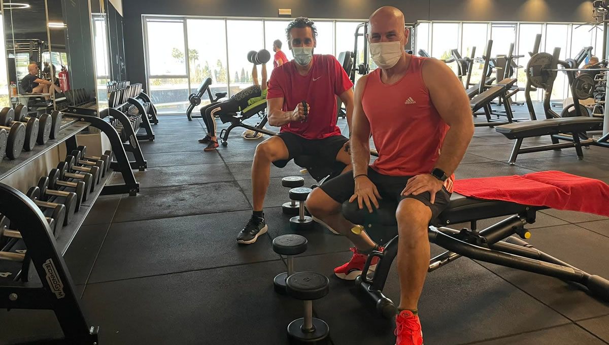 Jesús Candel y Javier Cánovas durante un entrenamiento en el gimnasio (Foto: Spiriman)