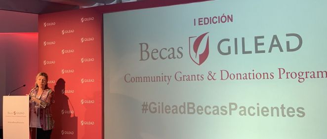 María Río, vicepresidenta y CEO de Gilead España, durante la entrega de las becas. Foto: ConSalud