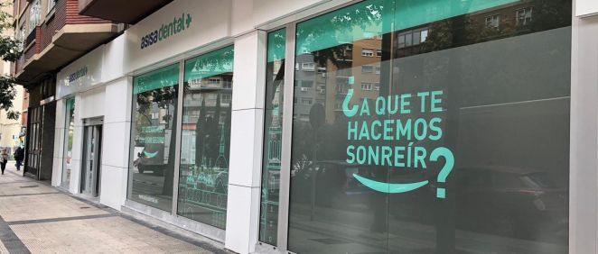 Fachada de la nueva clínica Asisa Dental en Zaragoza