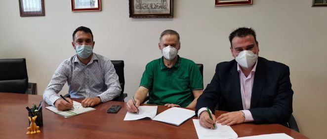 Acuerdo entre PSN y el Colegio de Veterinarios de León