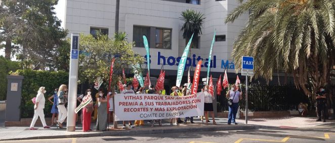 Concentración en el Hospital Vithas Málaga