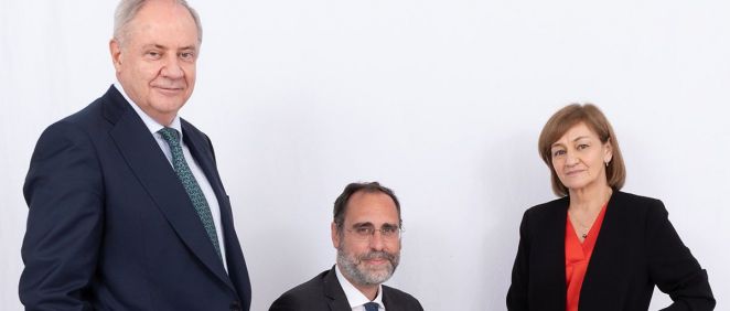 Santiago de Torres, Presidente de Atrys Health, José María Huch, CFO de Atrys Health e Isabel Lozano, CEO de Atrys Health.