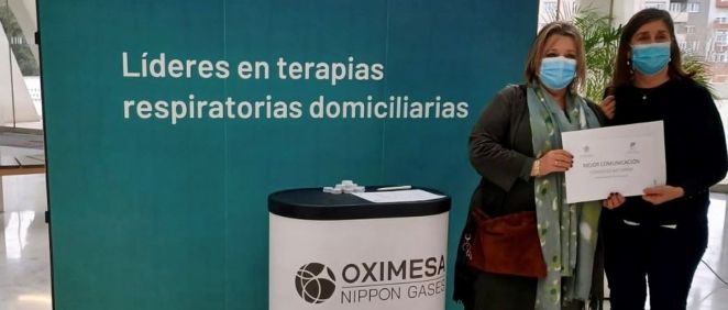 Oximesa entregó de manos de Inés Vidal Ameijide el premio a la mejor comunicación del congreso a la Dra. Marta García Clemente.