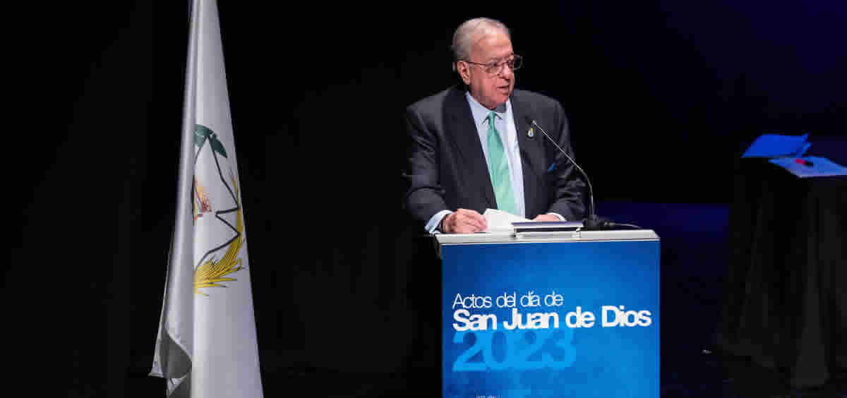 El doctor Diego Murillo, durante su intervención (Foto. AMA)