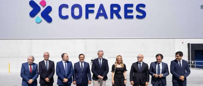 Eduardo Pastor y Alfonso Rueda inauguran el nuevo centro de Cofares en Ourense (Foto: Cofares)