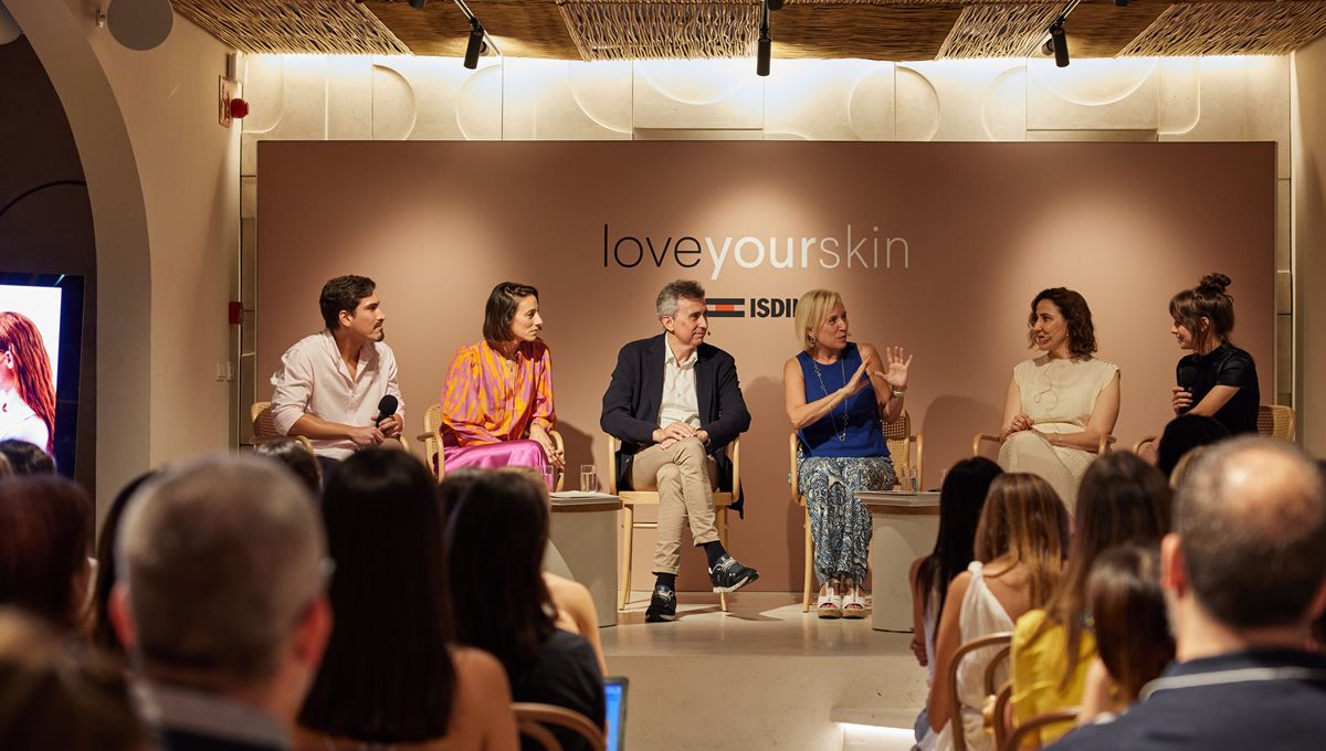 Presentación del libro LOVE YOUR SKIN de ISDIN en Barcelona (Foto. ISDIN)