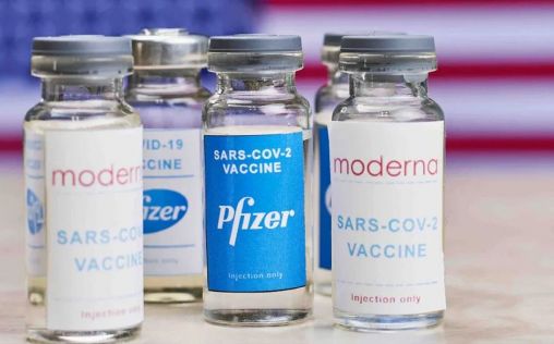 Continúa la batalla de Pfizer y Moderna por las patentes de la vacuna Covid-19, ahora en Londres