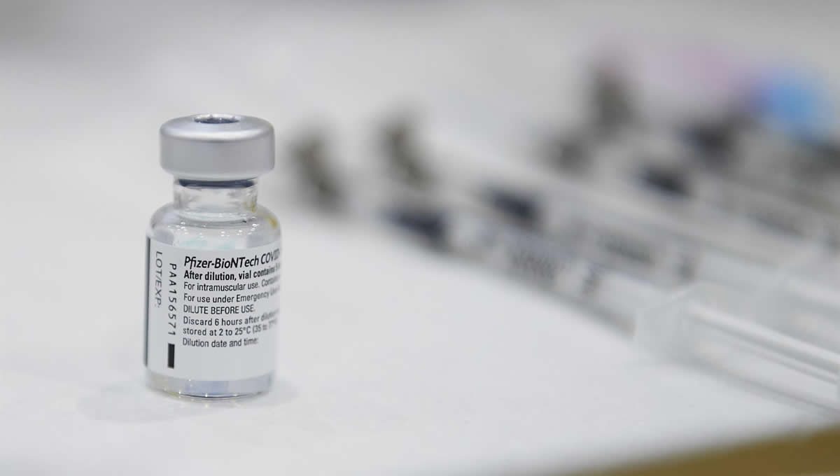 Un frasco con la segunda dosis de la vacuna de Pfizer BioNTech contra la Covid 19 (Foto: Europa Press)
