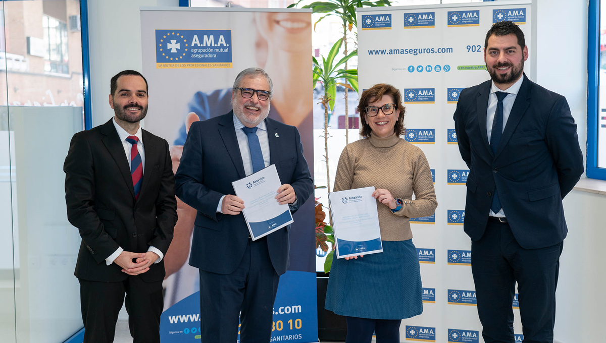 Ama Vida firma con el Colegio Profesional de Fisioterapeutas de Extremadura (Foto. AMA)