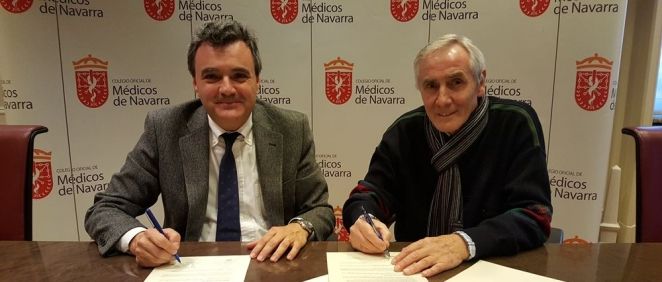 Rafael Teijeira, presidente del Colegio de Médicos de Navarra, y Esteban Ímaz, secretario de PSN