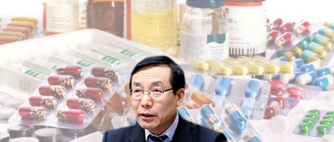 Bi Jingquan, director general de la Administración de Alimentos y Medicamentos de China