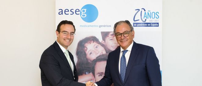 De izq. a dcha., Luis de Palacio, presidente de FEFE, y Ángel Luis Rodríguez de la Cuerda, secretario general de Aeseg.