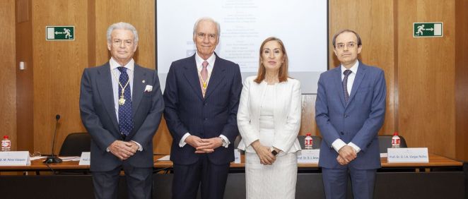 De izq. a dcha., José Manuel Pérez Vázquez, Luis Ortiz Quintana, Ana Pastor y Javier Arias Díaz.