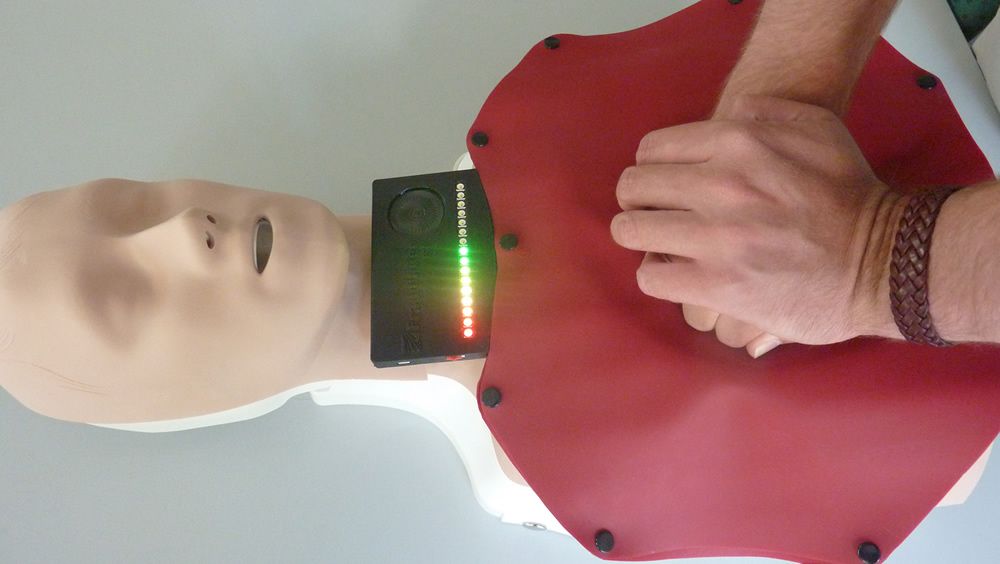 Dispositivo creado para proporcionar las compresiones torácicas precisas (Foto: Instituto Fraunhofer para la Investigación del Silicato)