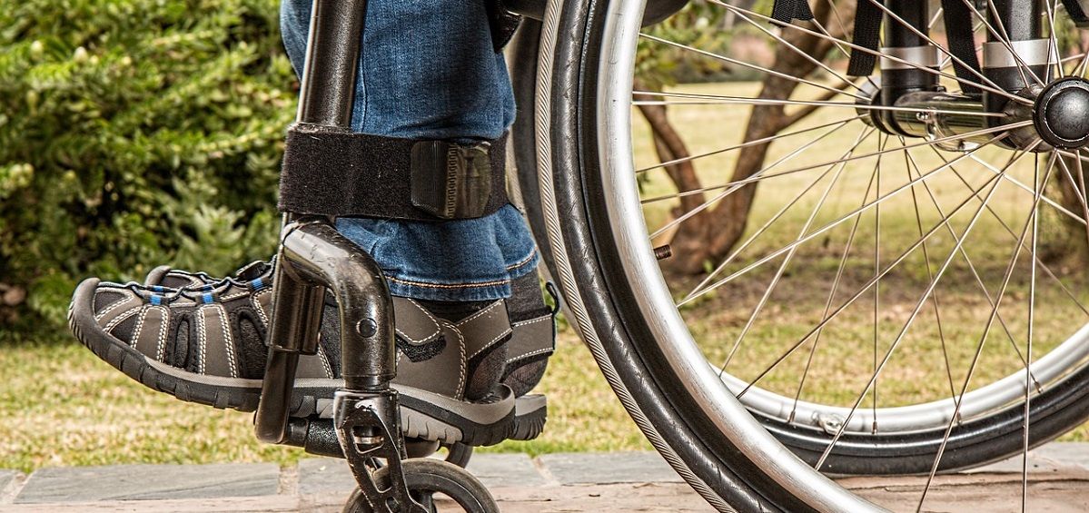 Persona en silla de ruedas. (Foto. Pixabay)