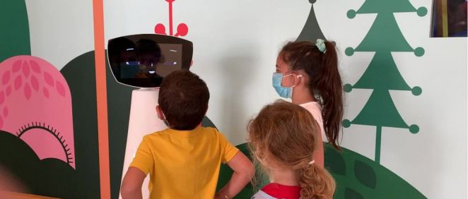 Robin, el robot de IA para apoyar las necesidades emocionales de los niños