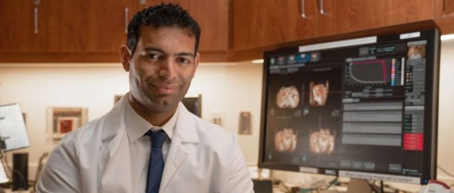 El Dr. Amar Kishan, nvestigador del Centro Oncológico Integral Jonsson de UCLA (Foto: UCLA)