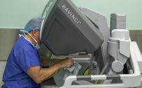 Robots cirujano Da Vinci de última generación en el Centro Médico Teknon (Foto. ConSalud)
