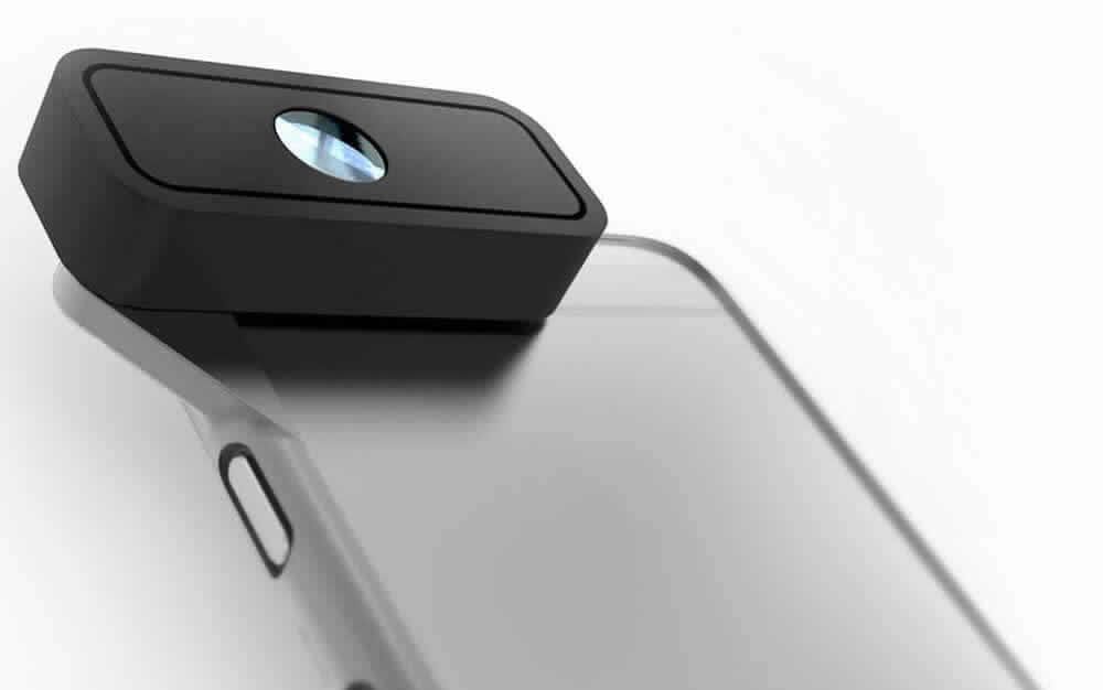 Un gadget para smartphones logra detectar el glaucoma con la precisión de un dispositivo médico