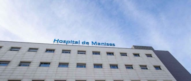 Fachada del Hospital de Manises, que emplea realidad virtual para pacientes renales (Foto: Hospital de Manises)
