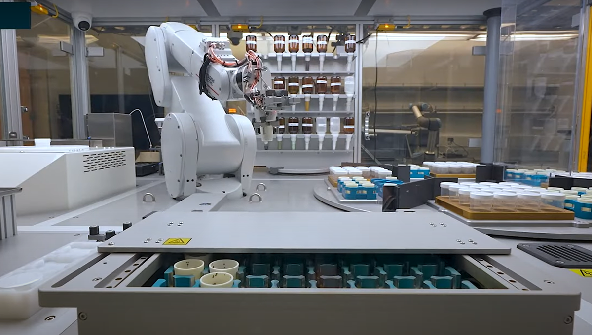 Robot del proyecto A Lab (Foto. YouTube   NPG Press)