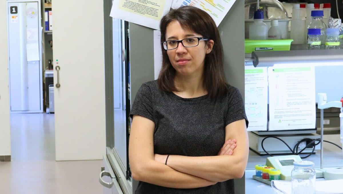 La doctora Aranzazu Villasante en los laboratorios del IBEC (Foto: IBEC)