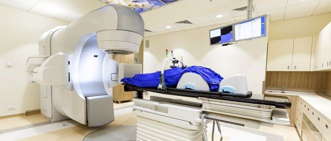 España solo supera a siete países en acceso a equipos de radioterapia.