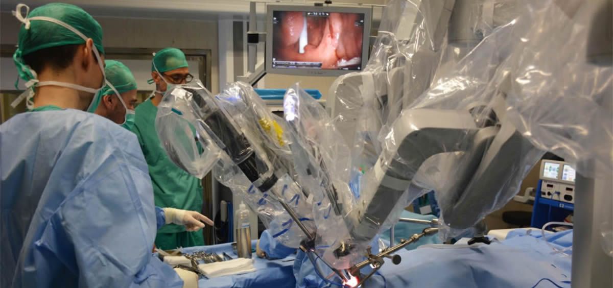 El uso de robot quirúrgico en las cirugía del cáncer de próstata ofrece una mejora de los resultados
